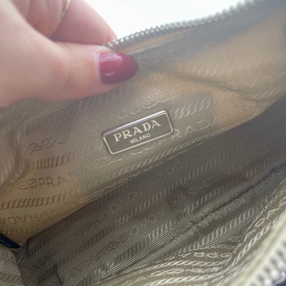 Prada re-edition 2005 crossbody colour sand - Picture 5 of 11